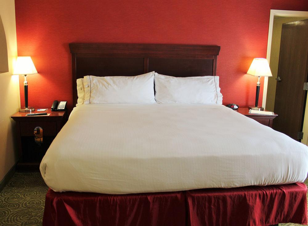 Holiday Inn Express & Suites Troy By Ihg Zewnętrze zdjęcie