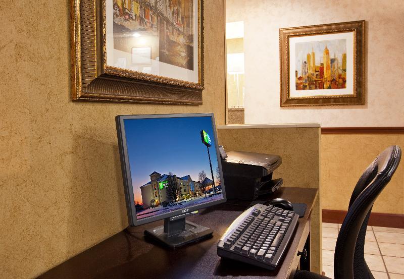 Holiday Inn Express & Suites Troy By Ihg Zewnętrze zdjęcie